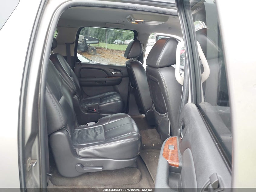 2008 Chevrolet Suburban 1500 Lt VIN: 1GNFK163X8J222750 Lot: 45646441