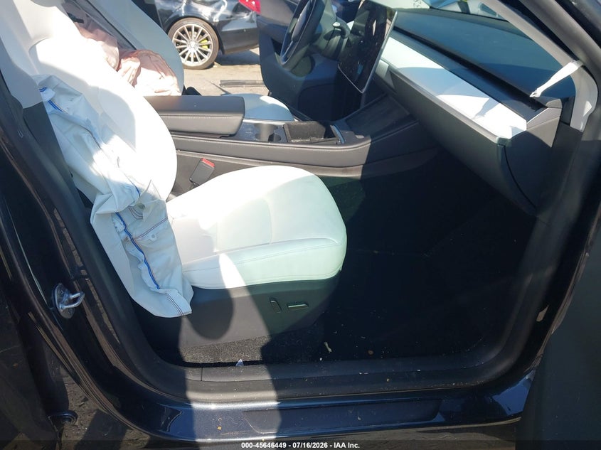 2025 TESLA MODEL Y auction photo 5