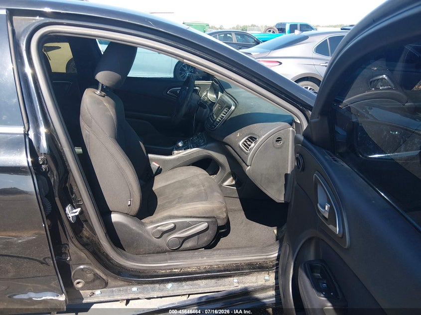 2016 Chrysler 200 Limited VIN: 1C3CCCAB7GN138240 Lot: 45646464
