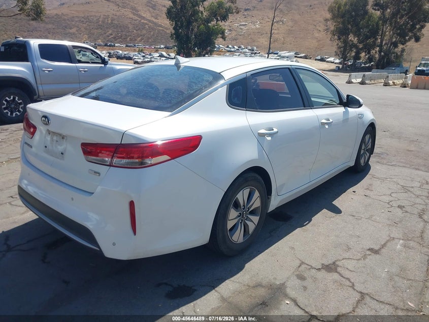 2017 KIA OPTIMA HYBRID auction photo 4