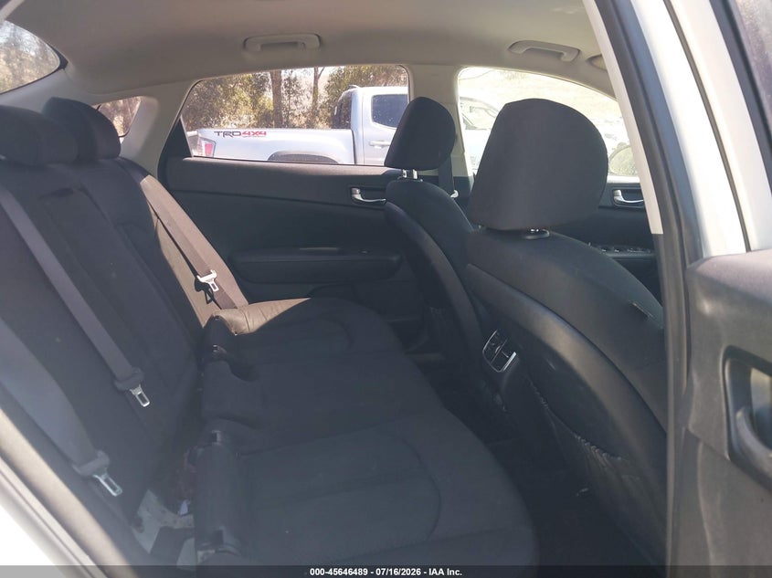 2017 KIA OPTIMA HYBRID auction photo 8