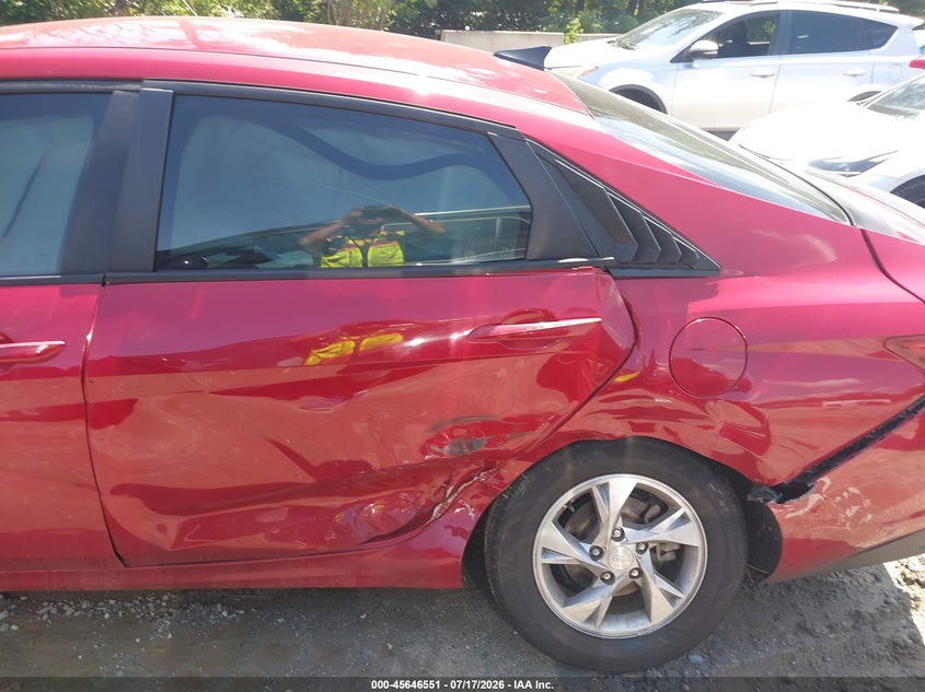 2021 HYUNDAI ELANTRA auction photo 6