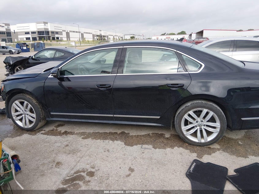 2018 Volkswagen Passat 2.0T Sel Premium VIN: 1VWCA7A34JC032121 Lot: 45646604