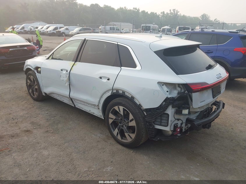 Vin: wa1aaage6mb008200, lot: 46145234, audi e-tron premium quattro 20213