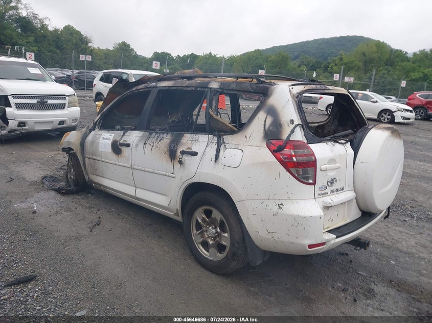 2010 TOYOTA RAV4 auction photo 3