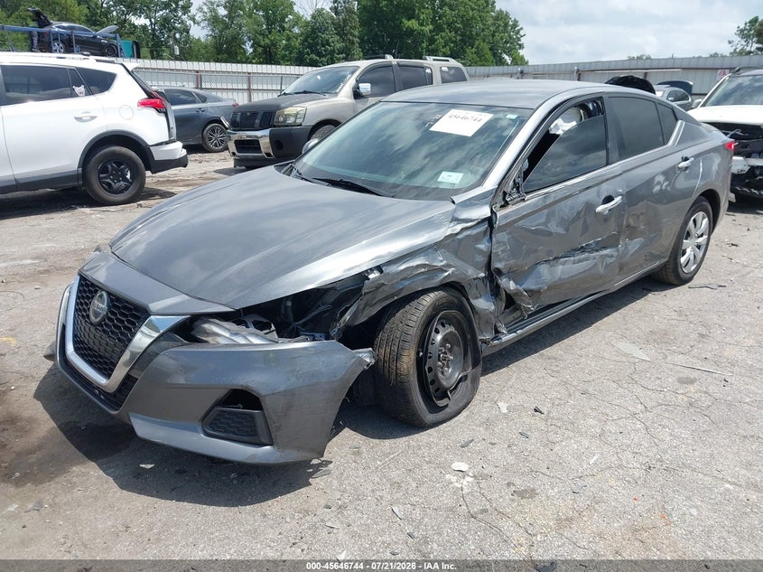2019 Nissan Altima, Левый бок, IAAI, VIN 1N4BL4BV0KC234968 — фото 2