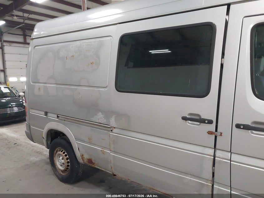 2004 Dodge Sprinter Van 2500 High Roof VIN: WD2PD644745676813 Lot: 45646753
