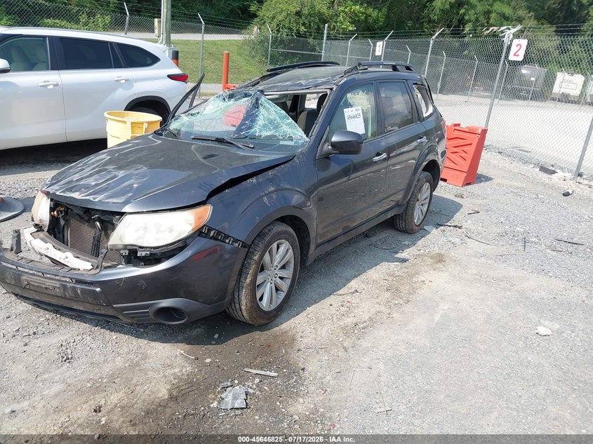 Vin: jf2shadc8dh410193, lot: 46145380, subaru forester 2.5x premium 20132