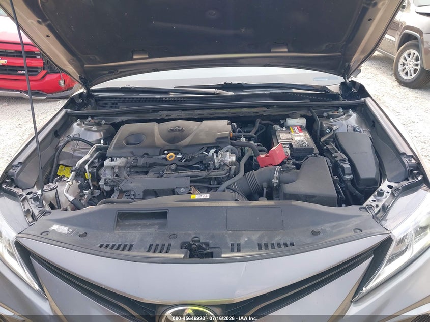 TOYOTA CAMRY - zdjęcie 10