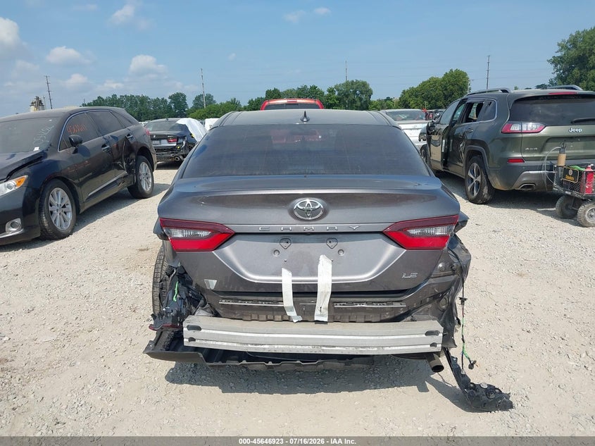 TOYOTA CAMRY - zdjęcie 17