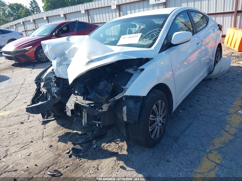 2016 HYUNDAI ELANTRA auction photo 6