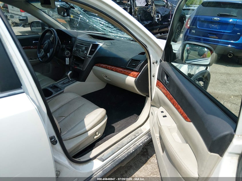 2010 SUBARU OUTBACK auction photo 5