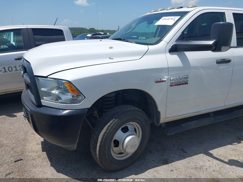 2016 RAM 3500 auction photo 2