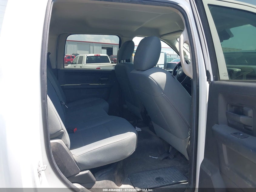 2016 RAM 3500 auction photo 8