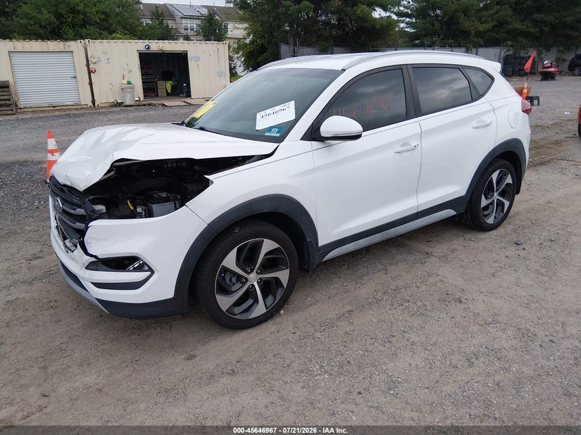 2017 Hyundai Tucson, Front End, IAAI, VIN KM8J3CA2XHU391638 — photo 2