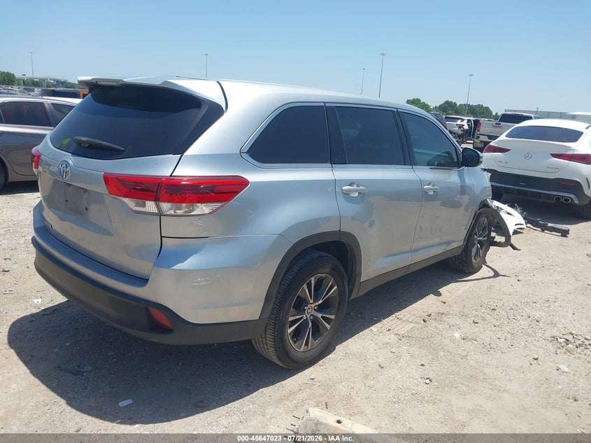 2019 Toyota Highlander Le VIN: 5TDZARFH3KS060568 Lot: 45647023