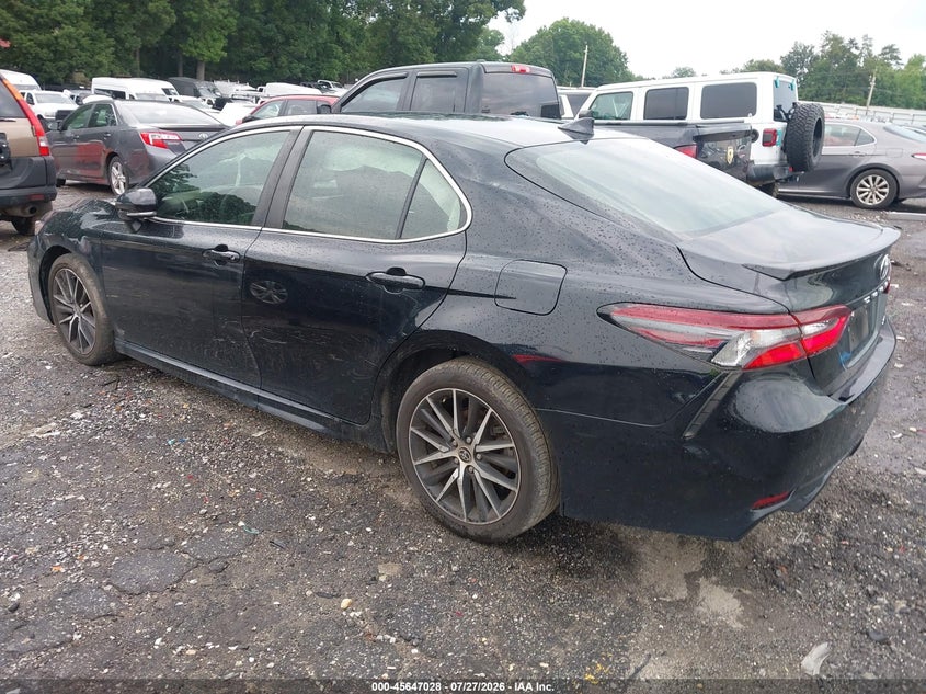2022 TOYOTA CAMRY auction photo 3