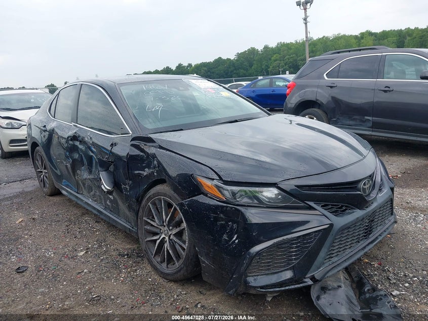 2022 TOYOTA CAMRY auction photo 6