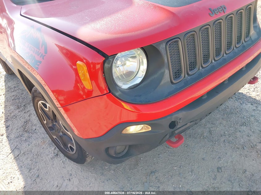 2016 JEEP RENEGADE auction photo 6