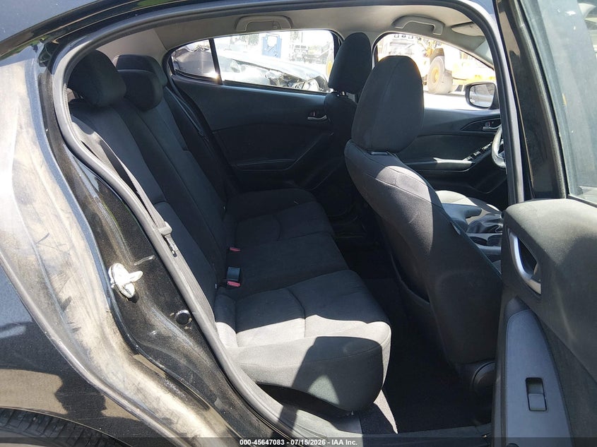2016 MAZDA MAZDA3 auction photo 8