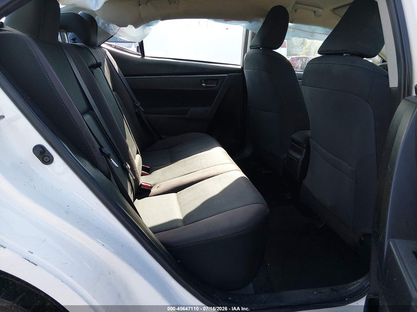 2017 TOYOTA COROLLA auction photo 8