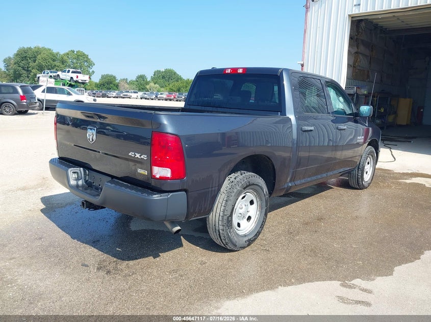 2019 RAM 1500 CLASSIC auction photo 4