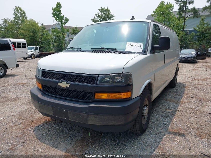 2018 Chevrolet Express 3500 Work Van 1GCZGHFG0J1216822 photo 1