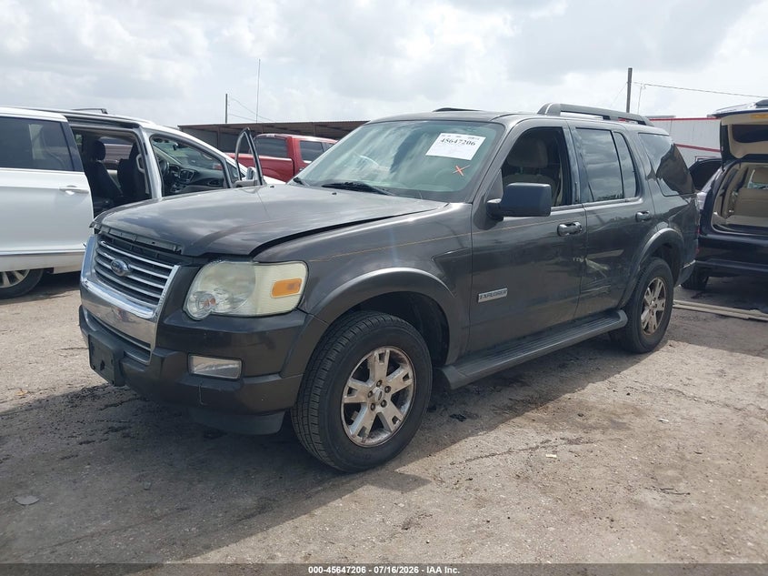 2007 Ford Explorer, Front End, IAAI, VIN 1FMEU63E27UA49767 — photo 2