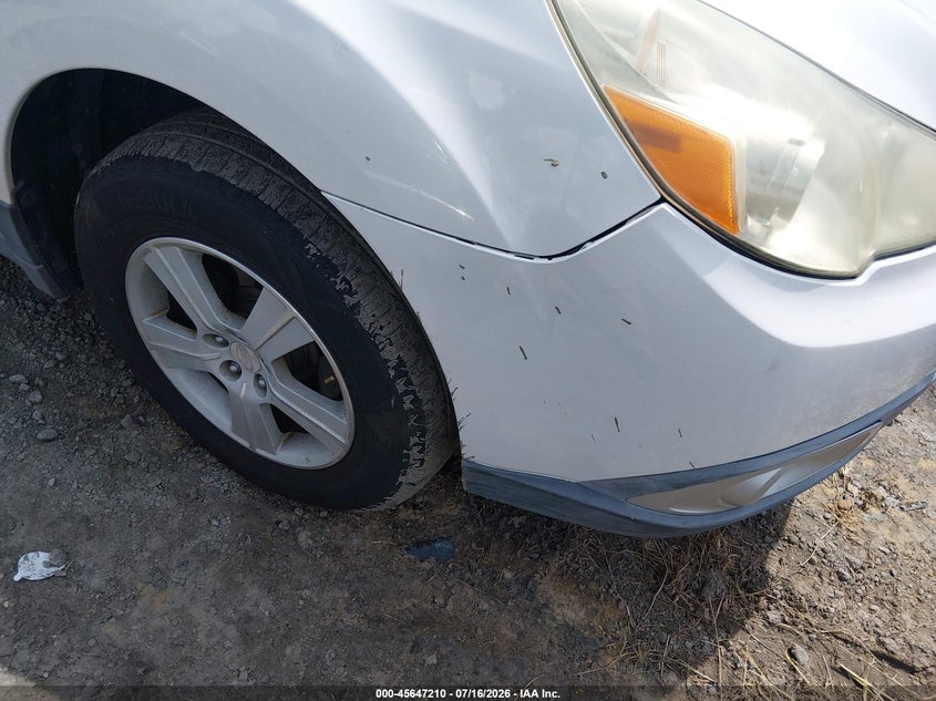2010 SUBARU OUTBACK auction photo 6