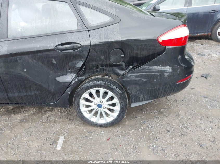 2014 FORD FIESTA auction photo 6