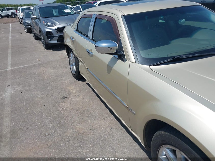 2010 Chrysler 300 Touring/Signature Series/Executive Series VIN: 2C3CA5CV7AH147397 Lot: 45647245