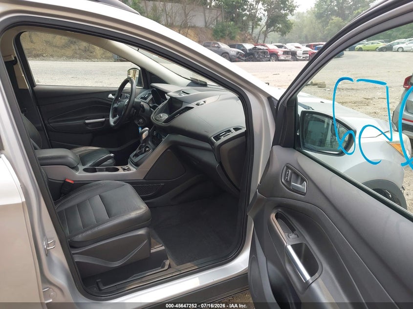 2014 FORD ESCAPE auction photo 5