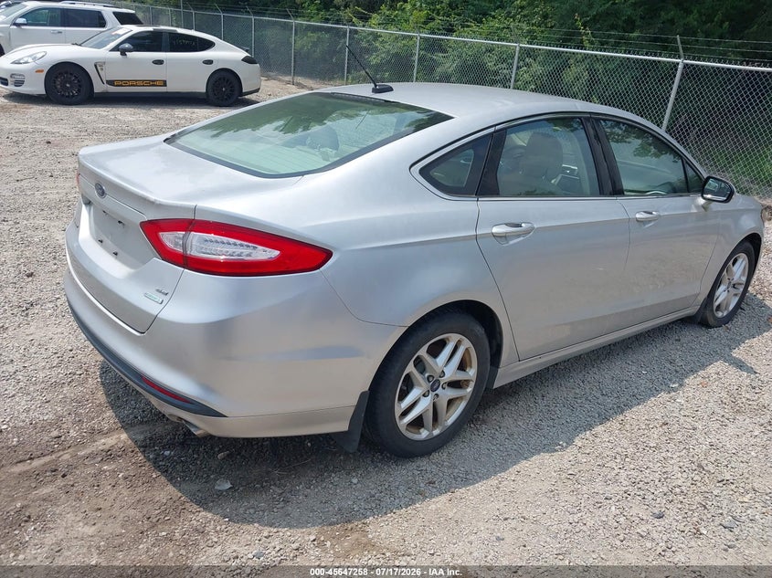 2013 FORD FUSION auction photo 4