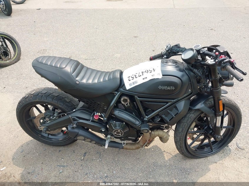 2021 Ducati Scrambler Desert Sled VIN: ML0KAFPM8MT003962 Lot: 45647352