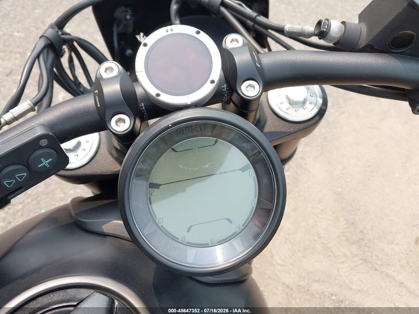 2021 DUCATI SCRAMBLER auction photo 7