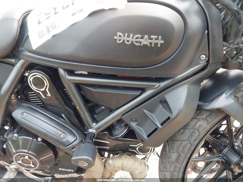 2021 DUCATI SCRAMBLER auction photo 8