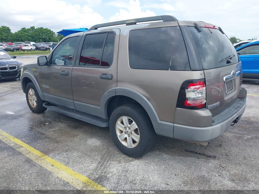 2006 FORD EXPLORER auction photo 3