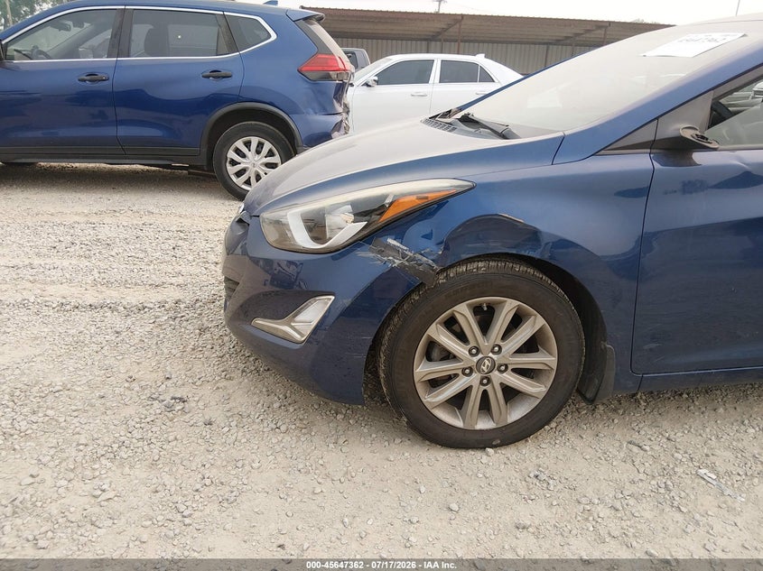 2016 HYUNDAI ELANTRA auction photo 6