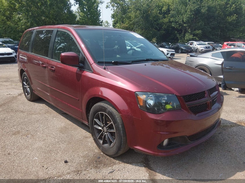Vin: 2c4rdgeg8hr707049, lot: 46145980, dodge grand caravan gt 2017 img_1