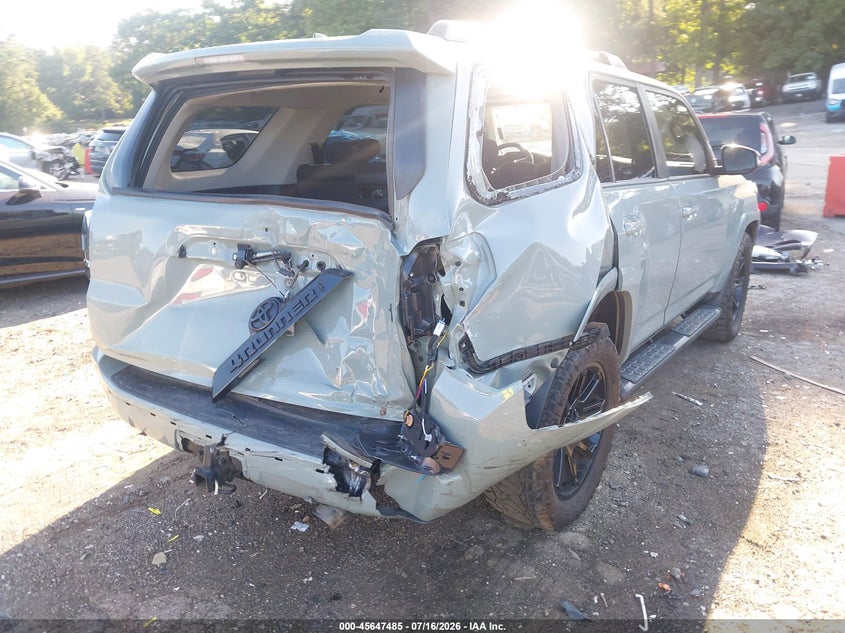 2023 TOYOTA 4RUNNER auction photo 4