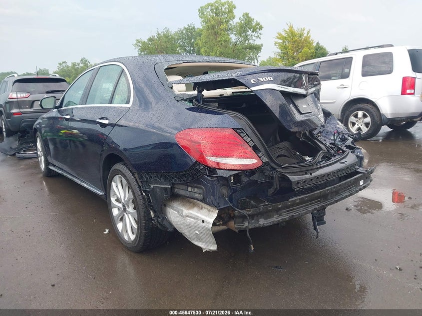 MERCEDES-BENZ E 300 2018 VIN WDDZF4KB2JA399412