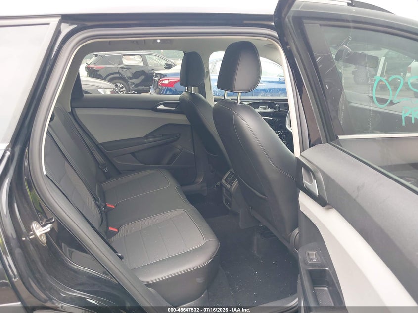 2022 Volkswagen Taos 1.5T Se VIN: 3VVLX7B2XNM081708 Lot: 45647532