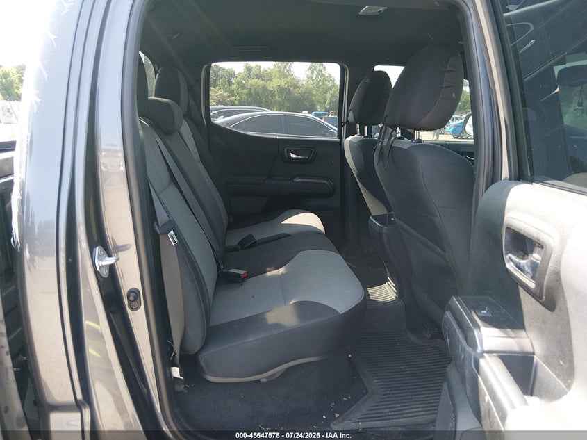 2021 TOYOTA TACOMA auction photo 8