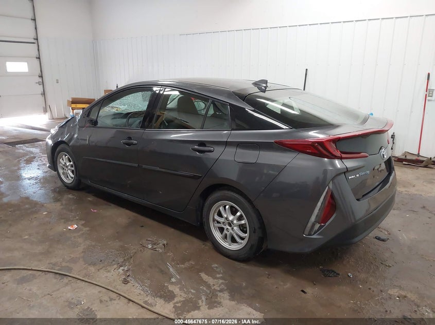 Vin: jtdkarfp0j3088580, lot: 46146230, toyota prius prime plus 20183