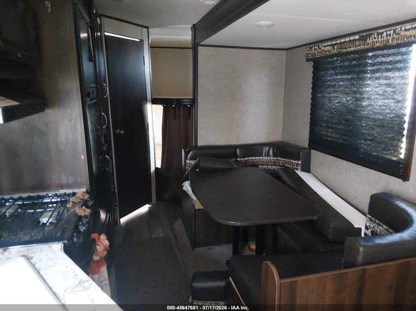 2018 JAYCO BUMPER PULL TRAVEL TRAILER auction photo 5