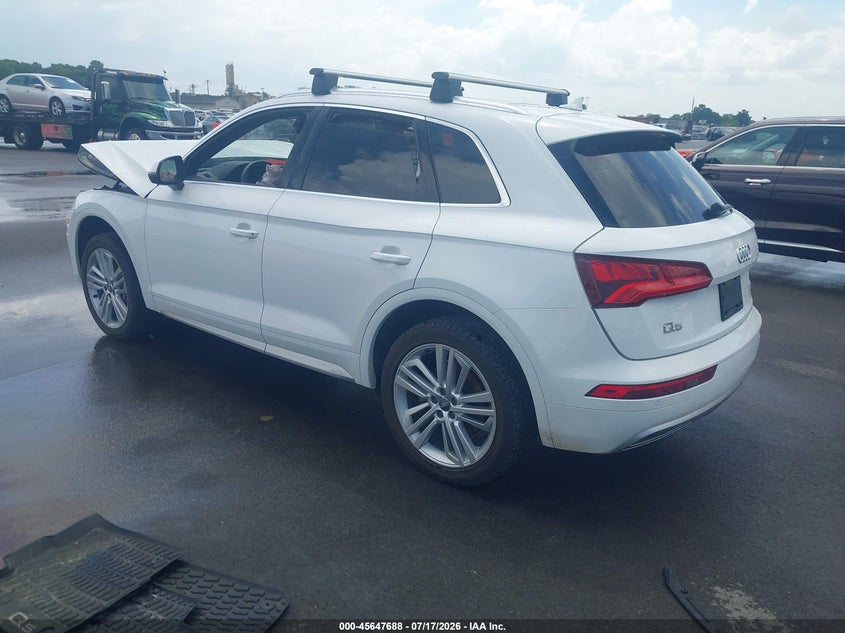 Vin: wa1bnafy7j2059981, lot: 46146243, audi q5 2.0t premium/2.0t tech premium 20183