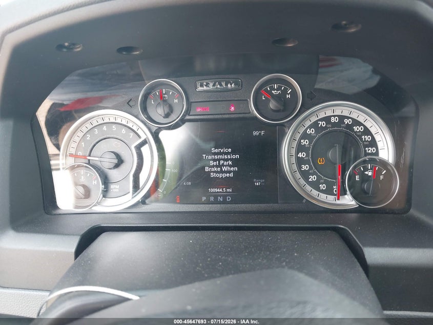 2015 RAM 1500 auction photo 7