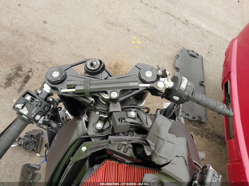2025 Kawasaki Zx1002 T VIN: JKBZXVT16SA002052 Lot: 45647696