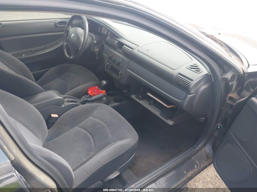 2006 DODGE STRATUS auction photo 5