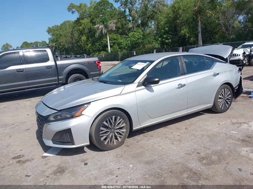 2024 Nissan Altima, Rear, IAAI, VIN 1N4BL4DV9RN361150 — photo 2
